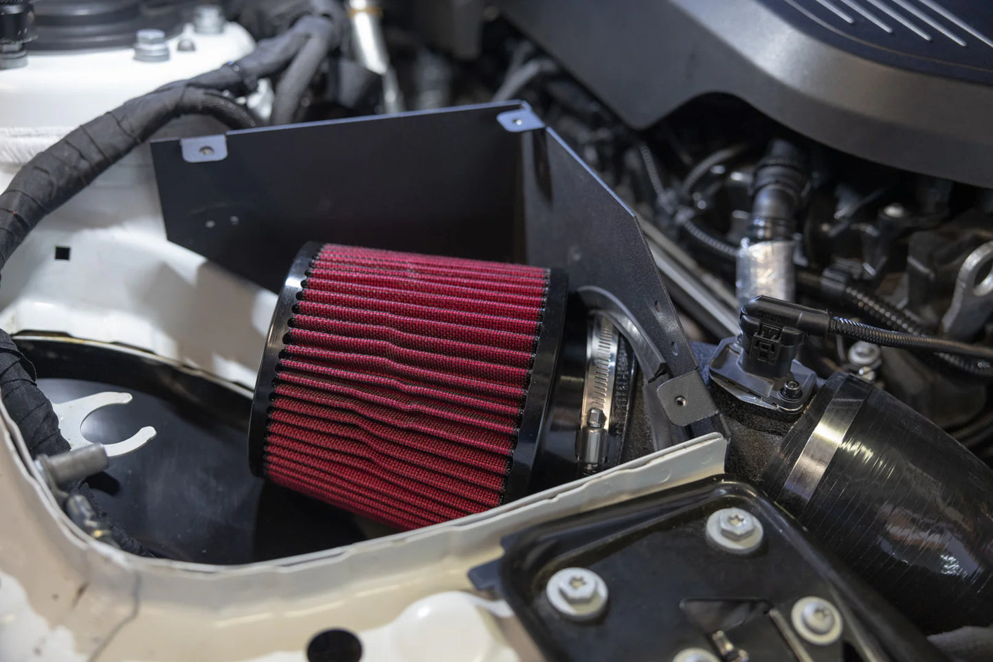 ARM MOTORSPORTS B58 3.75" INTAKE - 240i 340i 440i with black cover
