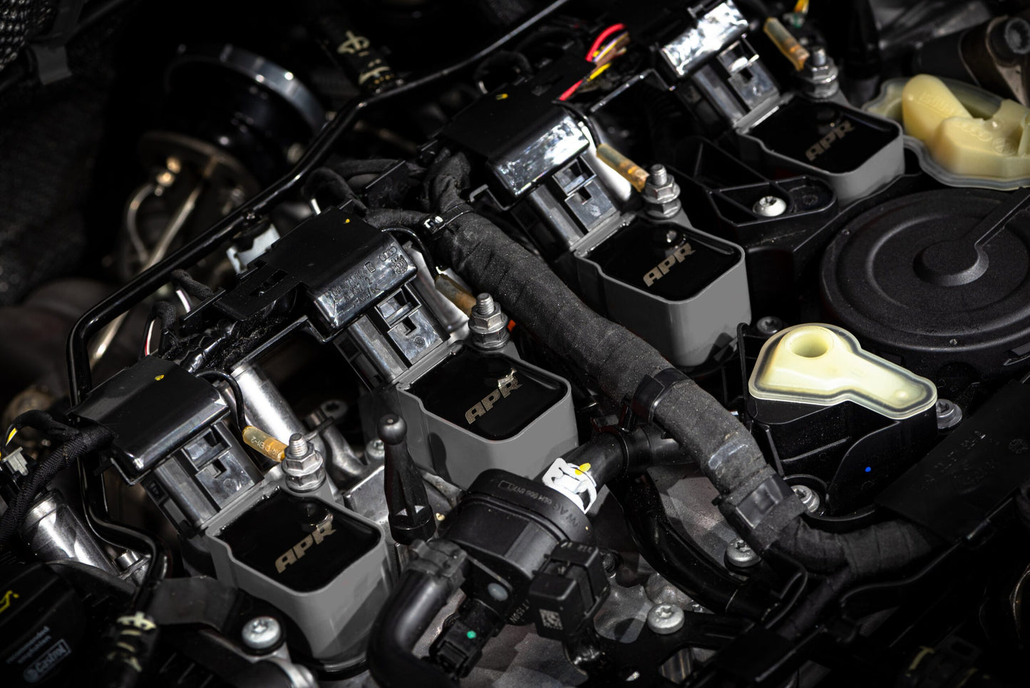 APR IGNITION COILS (GREY)